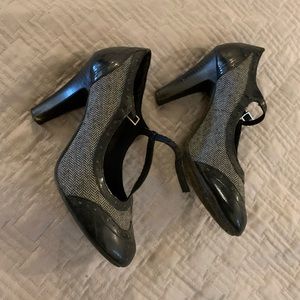 Dexflex comfort Mary Jane style heels 9W